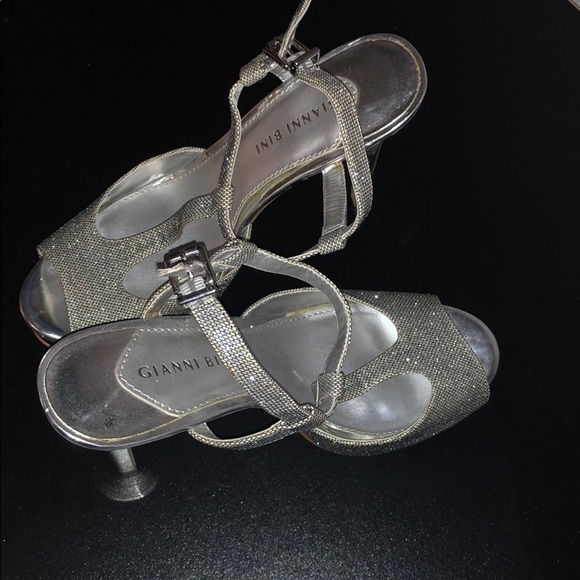 Gianni Bini heels - Picture 2 of 6